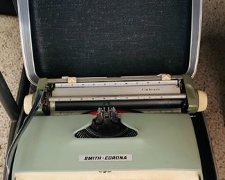 Vintage Smith-Corona Typewriter