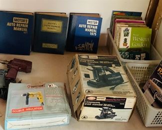 Vintage Car Manuals / Magazines