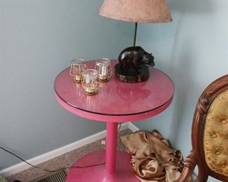 Hot pink pedestal end table