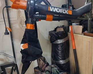 Works electric leaf blower vacuum