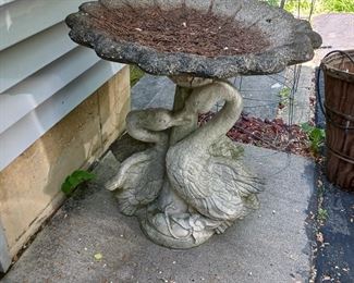 Concrete Swan bird bath