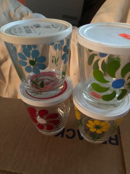 Sisters Estate Sale in Wilmington, DE starts on 5/5/2023