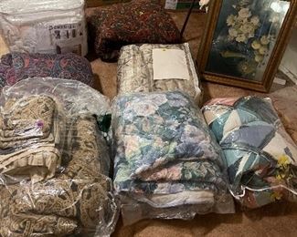 Many Queen Comforters