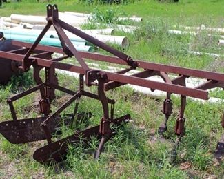 Row Plow  3 Point Hookup