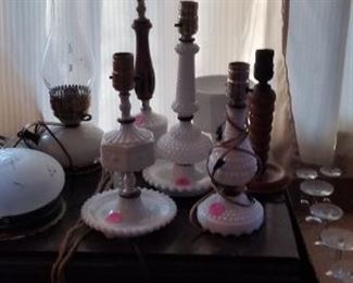 there are a few other milk glass items as well just not pictured -- including a sugar/creamer set