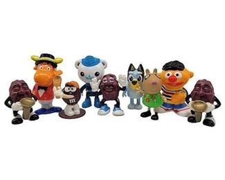 Lot of Small Children's Toys/Figurines