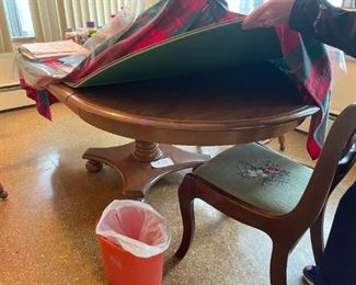 . . . oak dining table