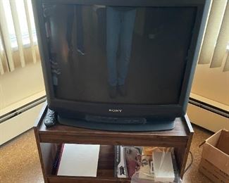 . . . box TV and VCR/DVD combo