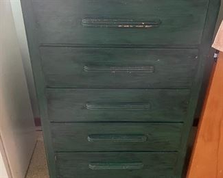 . . . shabby chic chest of drawers