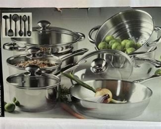 Stainless steel cookware. NIB