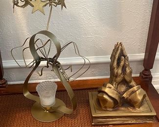 Large Jesus Praying Hands