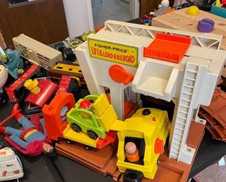 Complete Fisher Price Lift & Load Garage