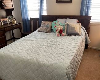 Full Size Bed with Mattress 