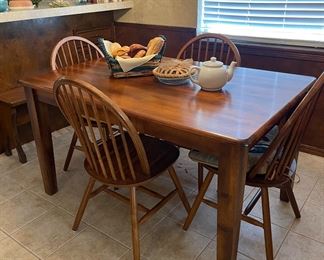 Solid Advice Wood Kitchen Table and Chairs