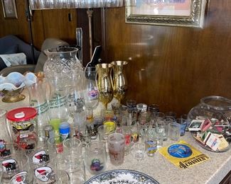 Vintage 6 Flags Plate