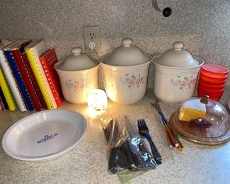 PFALTZGRAFF TEA ROSE Canister Set