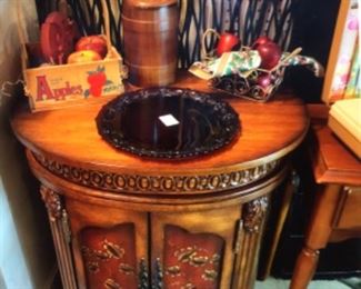 Demilune designer cabinet