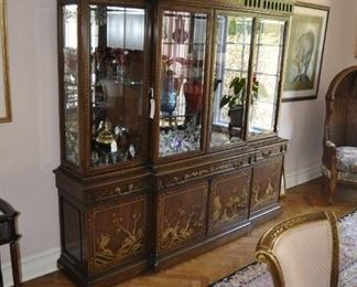 Karges Chinoiserie China display cabinet