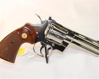Colt Python 357 Mag. Revolver SN V44960