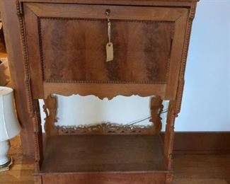 LOT 304 ASIAN WRITING DESK