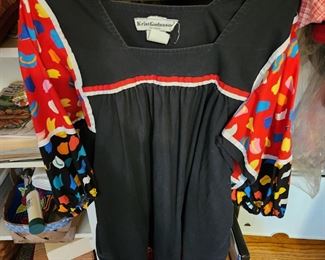 There are some great Women's Clothes - Sizes S to M and a few Large. Closets full of clothes. And shoes...omGoddess..lots of Women's Shoes. Sizes 6.5, 7, 7.5.