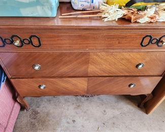 Several Vintage Matching Pieces - Three Drawer Dresser with Detail.