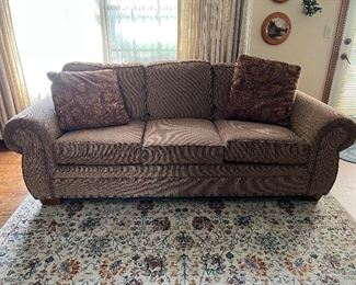Broyhill sofa - like new