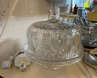 Crystal cake plate/punch bowl with serving pieces (ladle and serving knife)