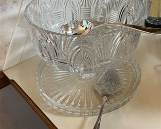 Crystal cake plate/punch bowl with serving pieces (ladle and serving knife)