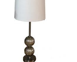 $60 USD      Silver and Glass Double Orb Table Lamp SO171-13      Description: A mid-twentieth century styled glass and chrome table lamp, the stem of two graduated ribbed spheres, mounted on a circular base.

Dimensions: 5 x 23"H

Condition: Good condition.  Used solely for home staging.  Please check photos for nicks or wear.  We do our best to disclose any flaws. 

Local pick up NW Washington, D.C.  Contact us for shipper suggestions.     https://goodbyhello.com/products/silver-lamp-so171-13?_pos=23&_sid=b8df54176&_ss=r