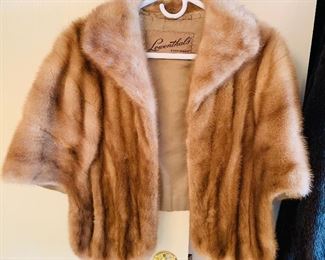 smaller size  lighter mink stole