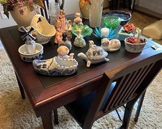 CARD TABLE & 4 CHAIRS