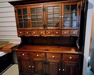 Top hutch glass doors and drawers & Bottom Hutch Table