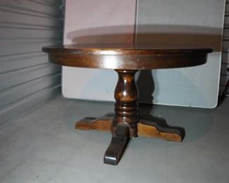 Ethan allen old tavern 2024 pine dining table