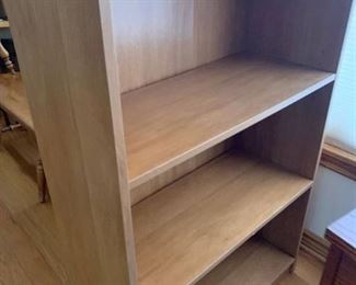 Bookshelf 28x44