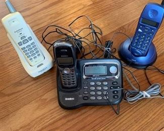 3 cordless phones