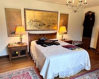 1970's full size Henredon bedroom set.