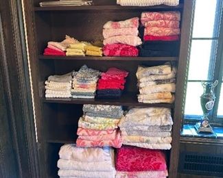 Colorful vintage bath towels.