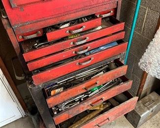 Selling this 2 pc toolbox full for one price 