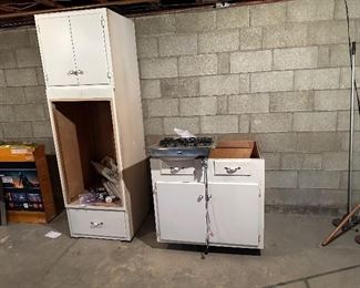 These are perfect for setting into a kitchen, gas top range and cupboards!