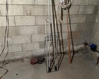 Shuffleboard poles&discs