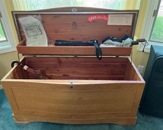 Lane Cedar Chest