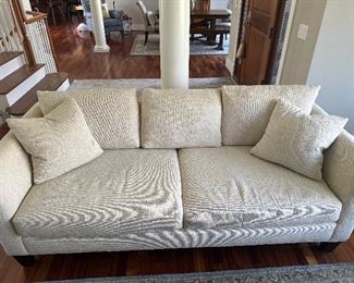 Bread Feathers made in USA
38" x 86"
Linen Color