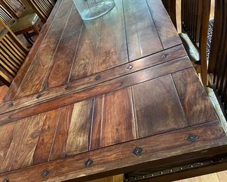 Amazing Dining Table - Banquet Size 