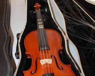 Lisle Violin No 106