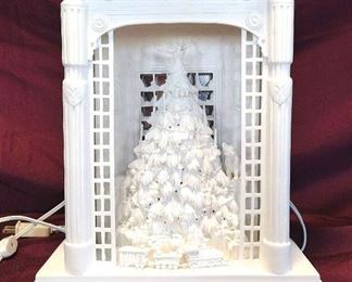 Department 56 The Perfect Tree 12 Lighted Holiday Display