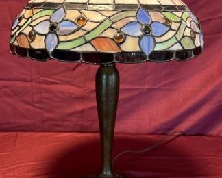 Tiffany Style Stained Glass Lamp