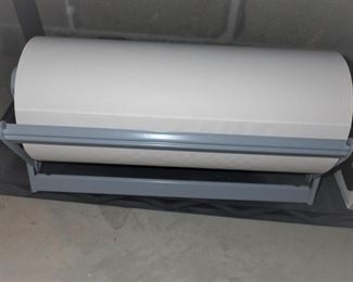 PAPER HOLDER AND PAPER