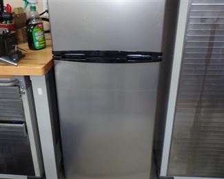 SMALL FRIG WITH TO FREEZER