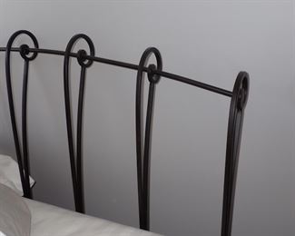 IRON BED FULL
